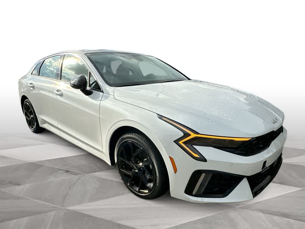 Thumbnail: 2026 Kia K5 - 2