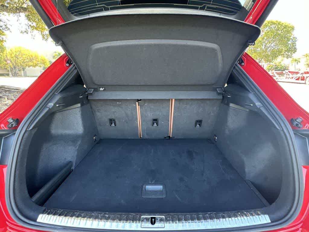 Thumbnail: 2025 Audi Q3 - 25