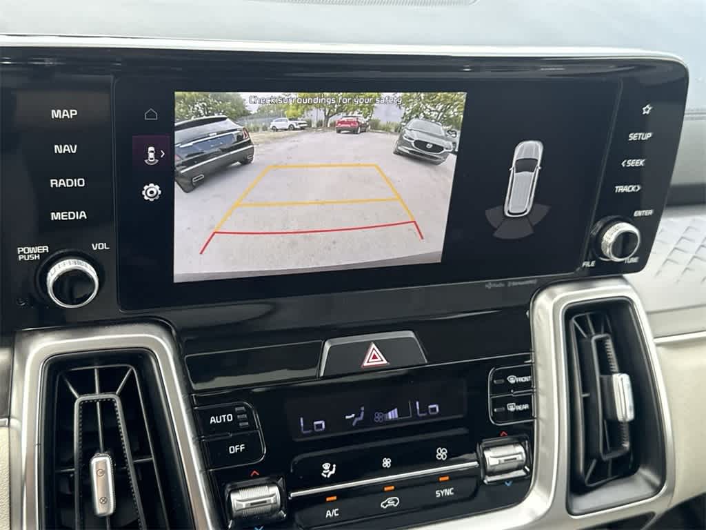 Thumbnail: 2022 Kia Sorento - 19