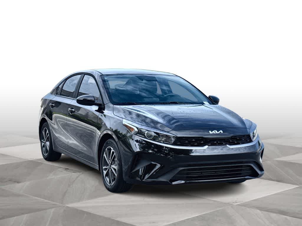 Thumbnail: 2024 Kia Forte - 2