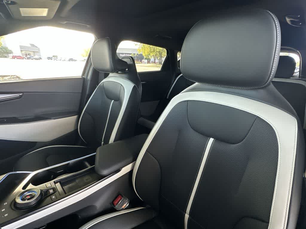 Thumbnail: 2025 Kia EV6 - 14