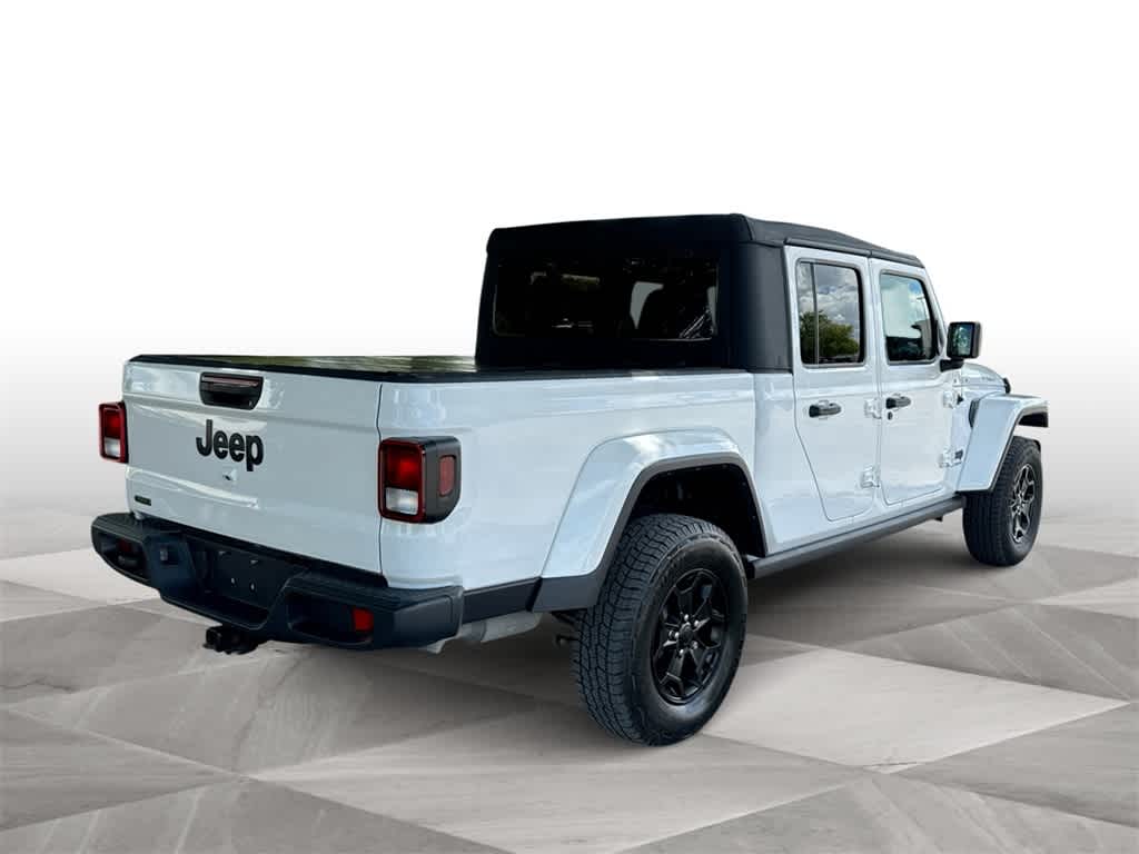 Thumbnail: 2022 Jeep Gladiator - 8