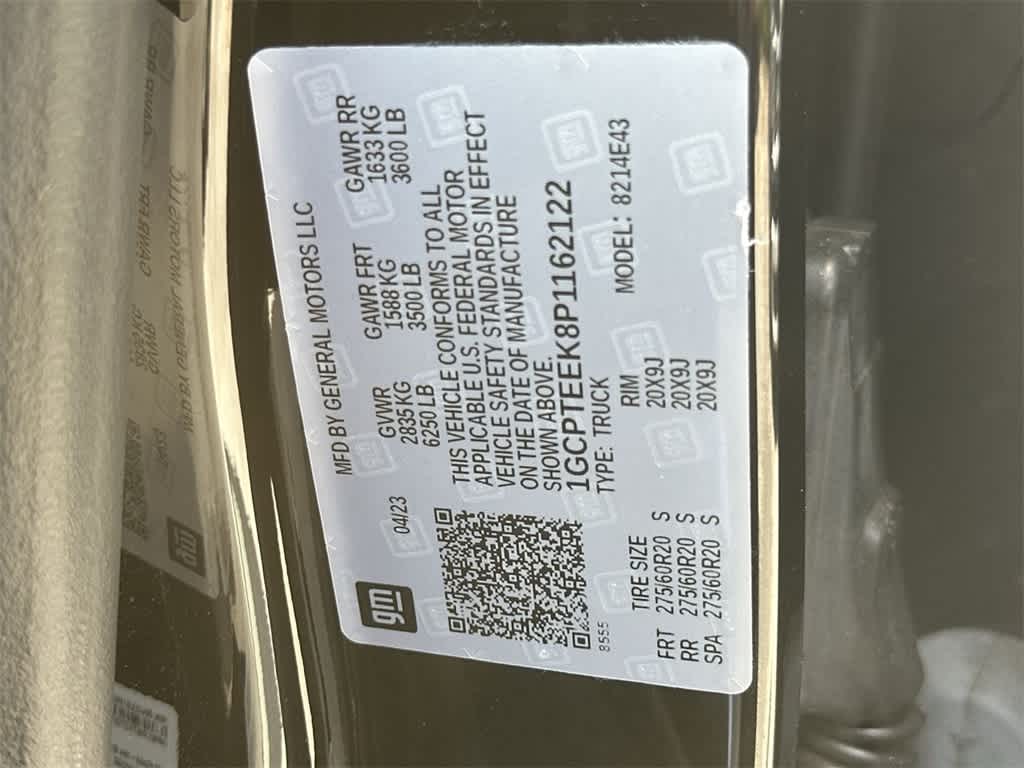 Thumbnail: 2023 Chevrolet Colorado - 29