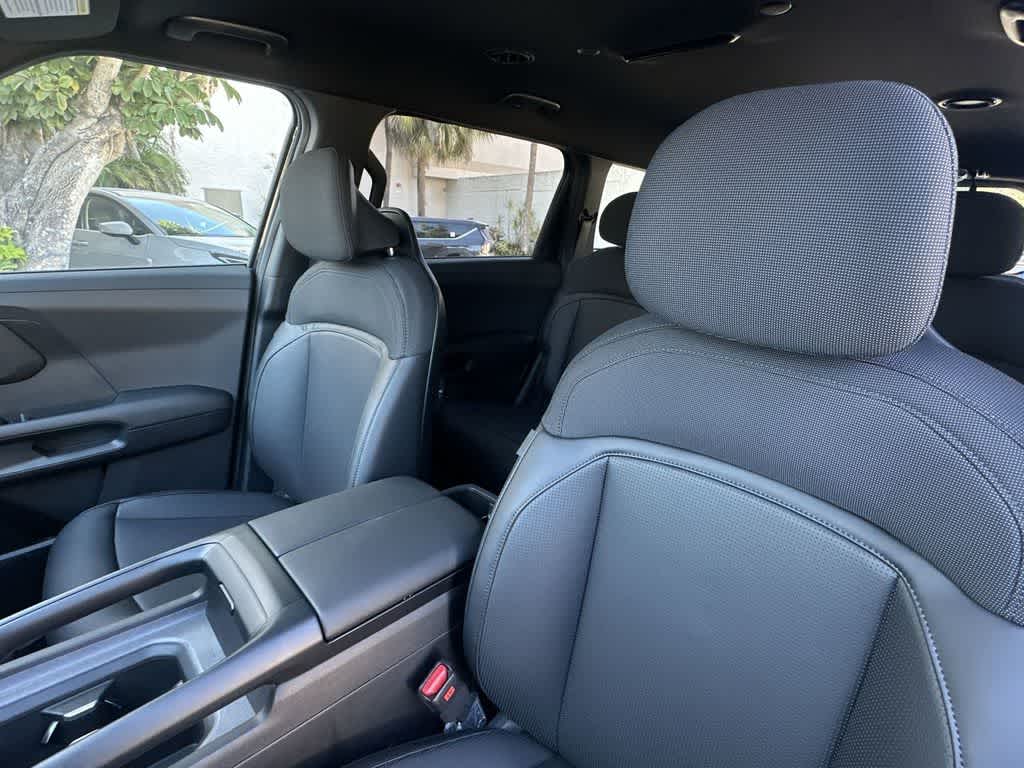 Thumbnail: 2027 Kia Telluride - 14