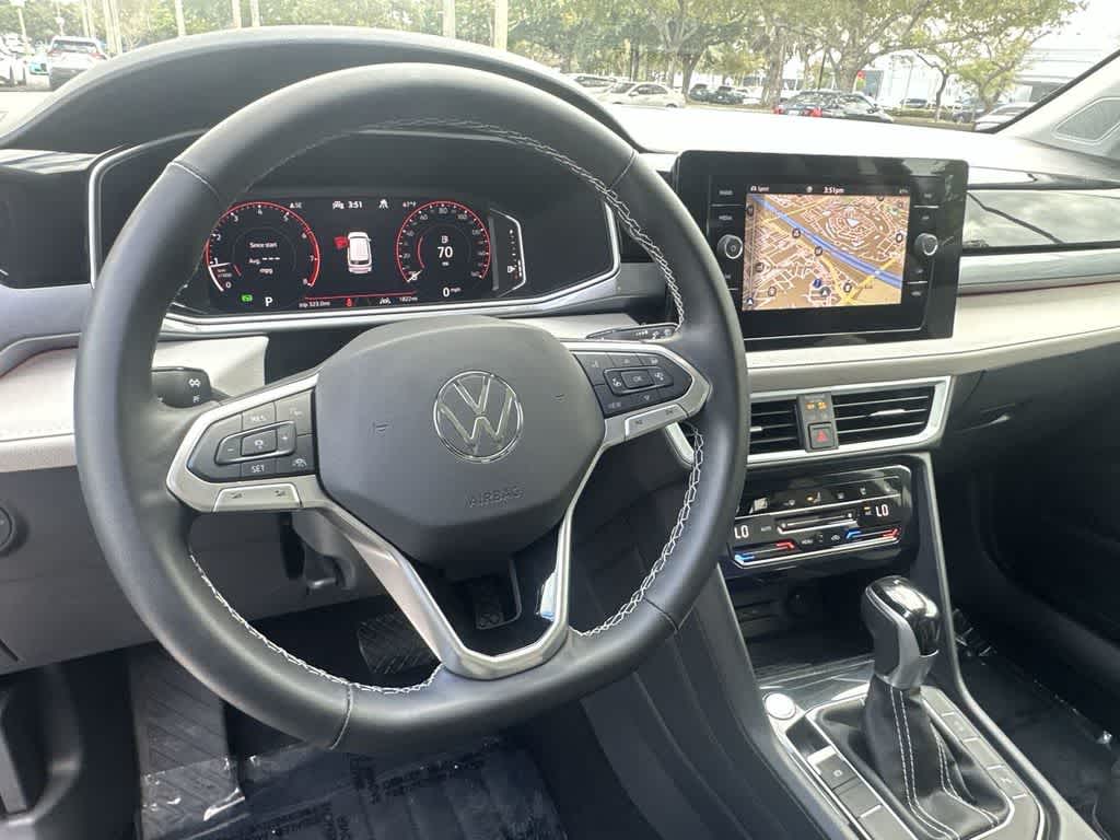 Thumbnail: 2025 Volkswagen Taos - 13