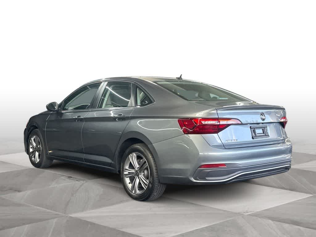 Thumbnail: 2024 Volkswagen Jetta - 6