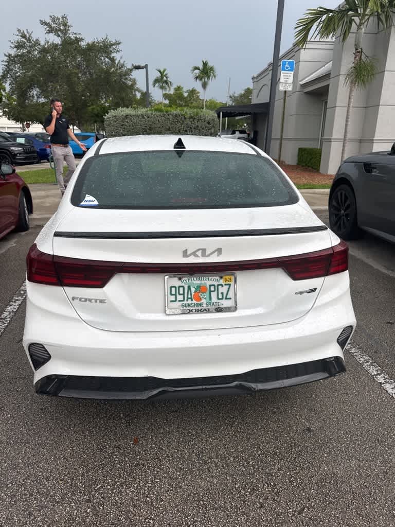 Thumbnail: 2022 Kia Forte - 6