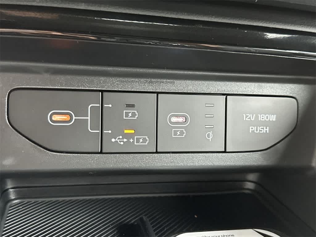 Thumbnail: 2026 Kia K5 - 17