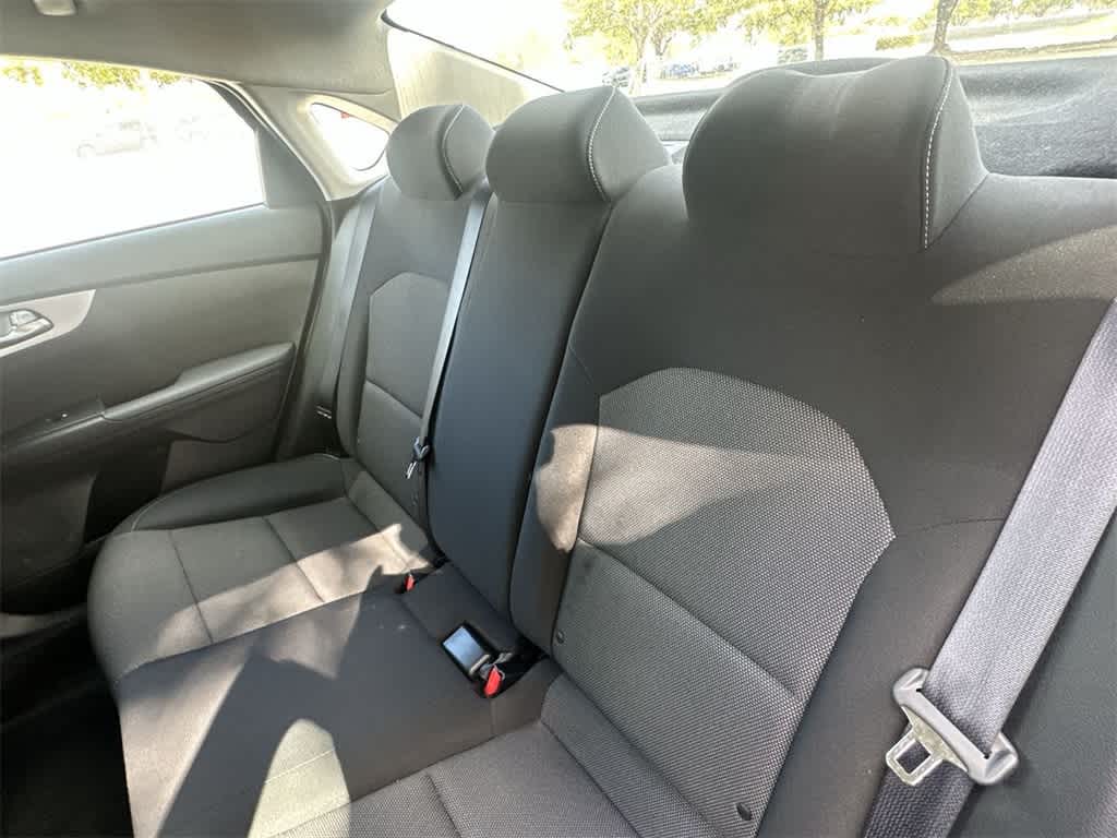 Thumbnail: 2023 Kia Forte - 22