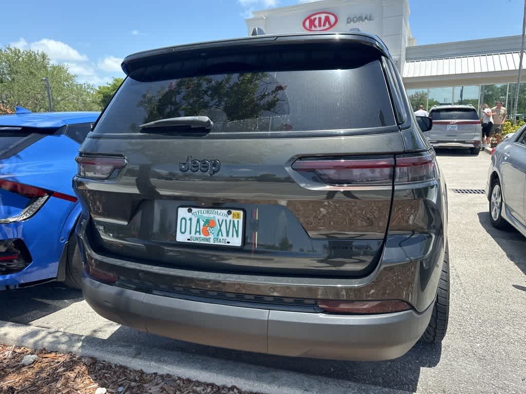 Thumbnail: 2022 Jeep Grand Cherokee L - 8