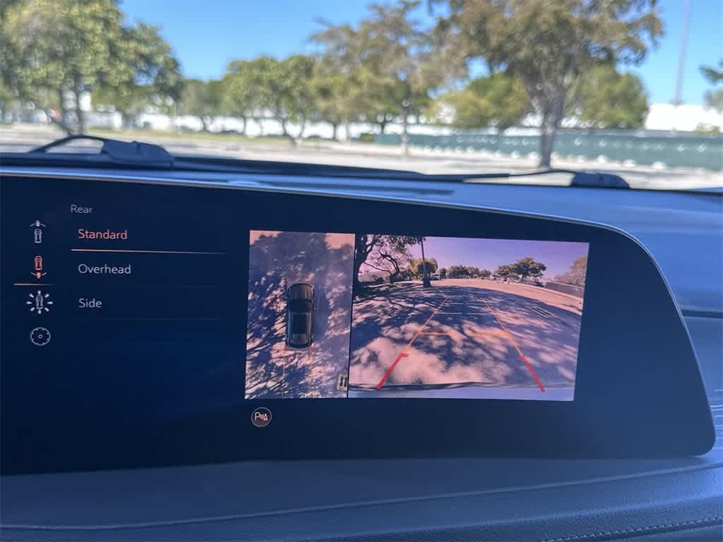 Thumbnail: 2025 Cadillac XT4 - 19