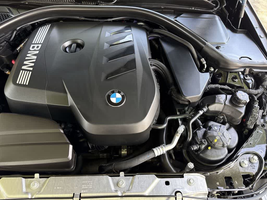 Thumbnail: 2026 BMW 3 Series - 12