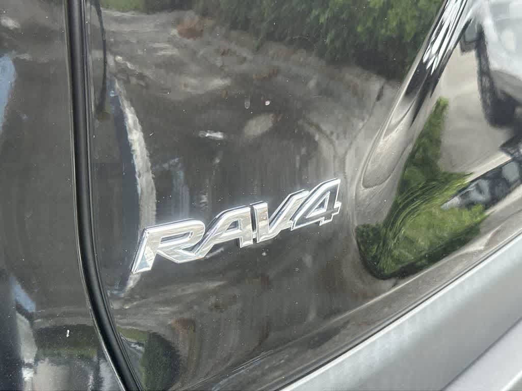 Thumbnail: 2024 Toyota RAV4 - 11
