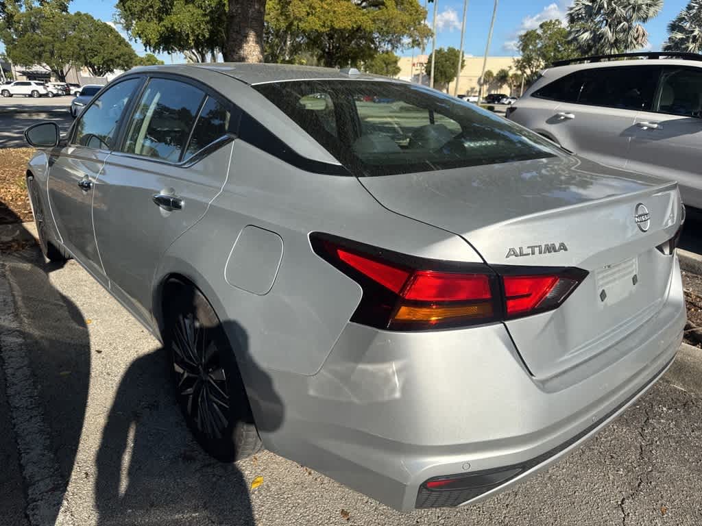 Thumbnail: 2023 Nissan Altima - 2