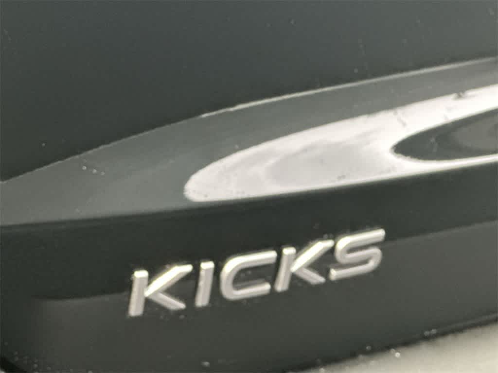Thumbnail: 2025 Nissan Kicks - 10