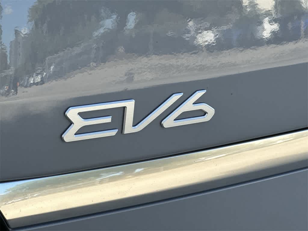 Thumbnail: 2025 Kia EV6 - 10