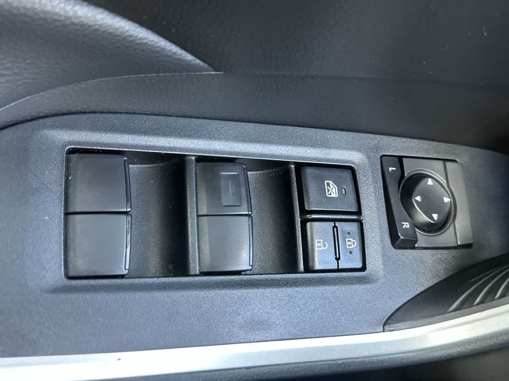 Thumbnail: 2023 Toyota RAV4 - 17