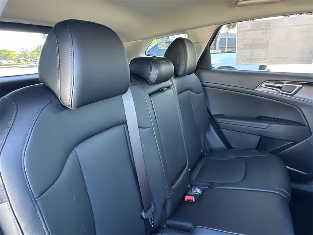 Thumbnail: 2026 Kia Sportage - 26