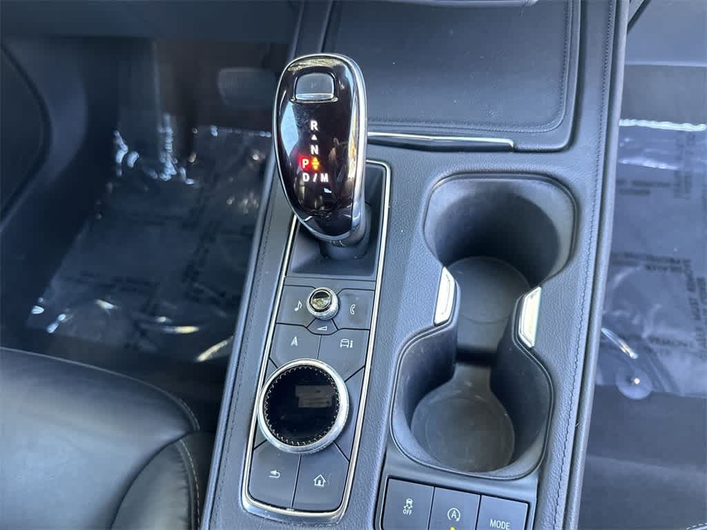 Thumbnail: 2025 Cadillac XT4 - 27