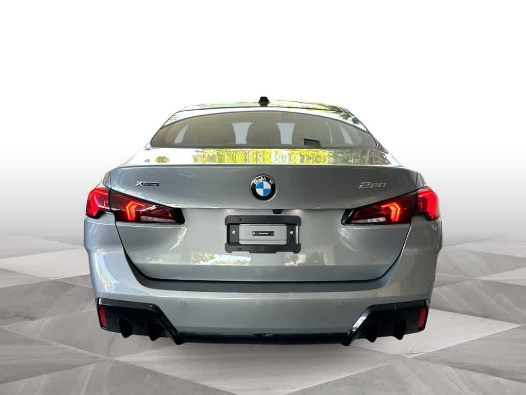 Thumbnail: 2025 BMW 2 Series - 7