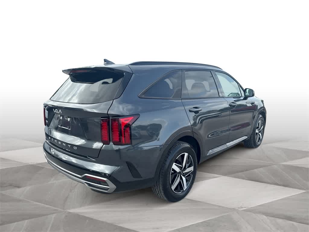 Thumbnail: 2022 Kia Sorento - 8