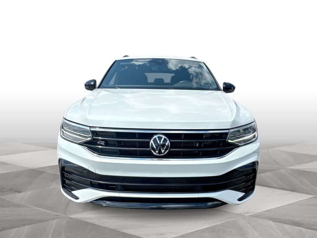 Thumbnail: 2023 Volkswagen Tiguan - 3