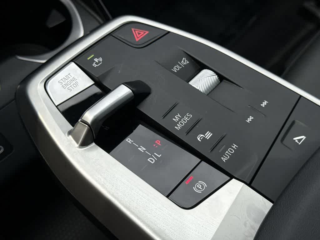 Thumbnail: 2025 BMW X2 - 21