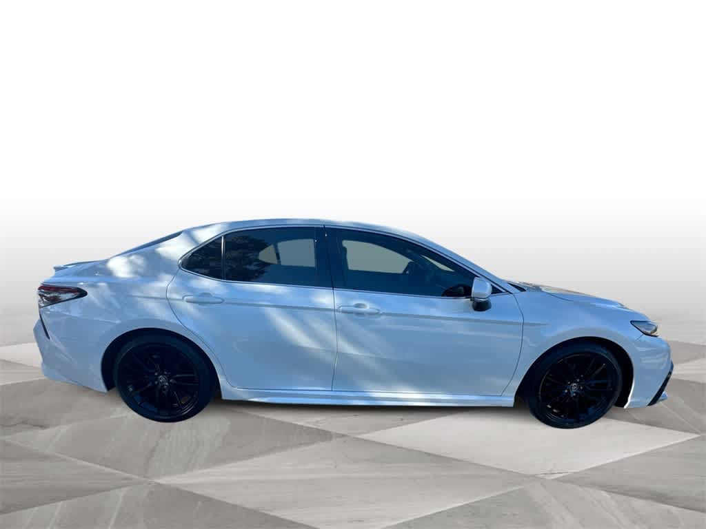 Thumbnail: 2023 Toyota Camry - 9