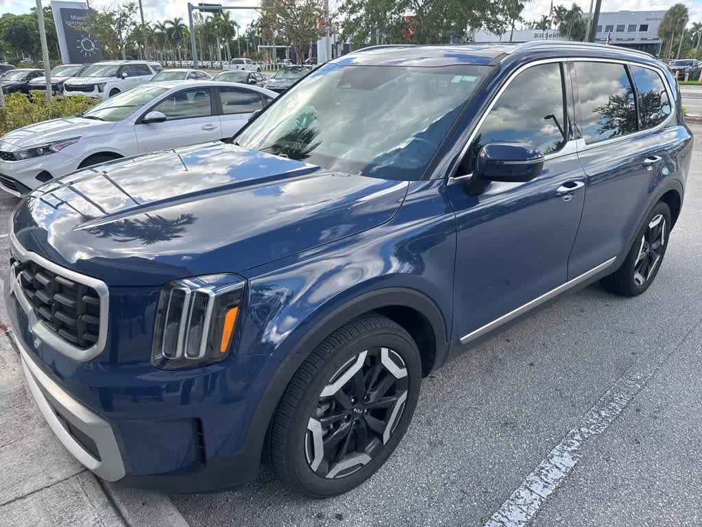 Thumbnail: 2023 Kia Telluride - 1