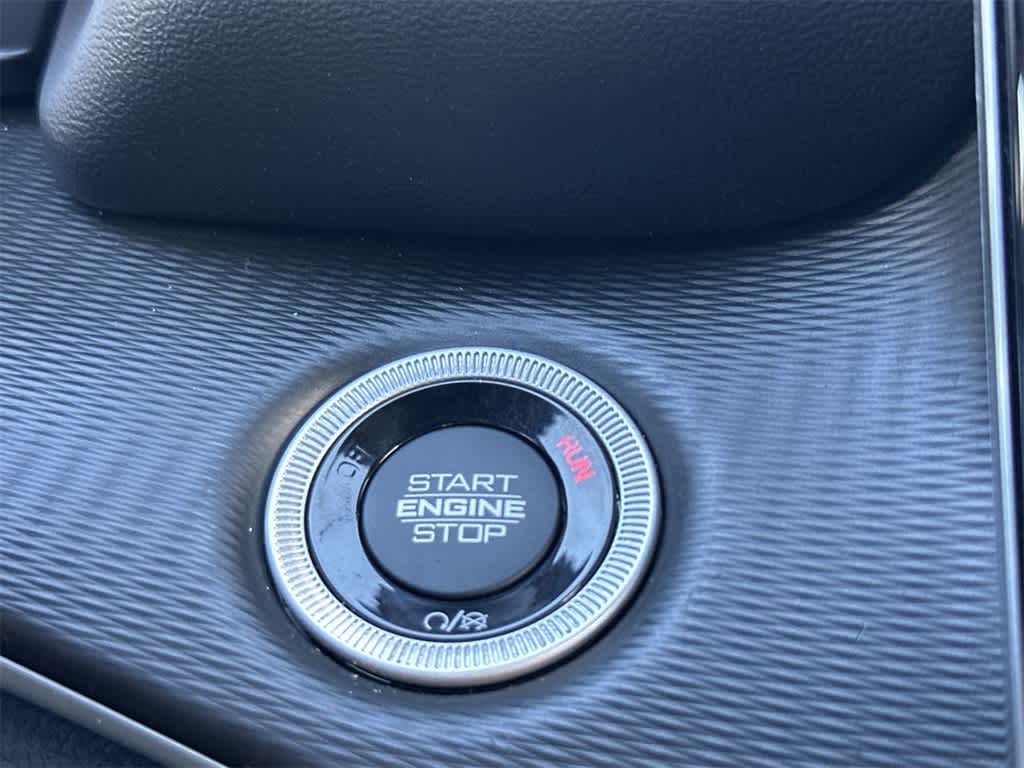 Thumbnail: 2023 Jeep Grand Cherokee L - 17