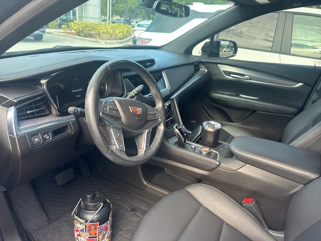Thumbnail: 2023 Cadillac XT5 - 4
