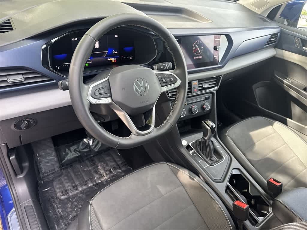 Thumbnail: 2022 Volkswagen Taos - 13