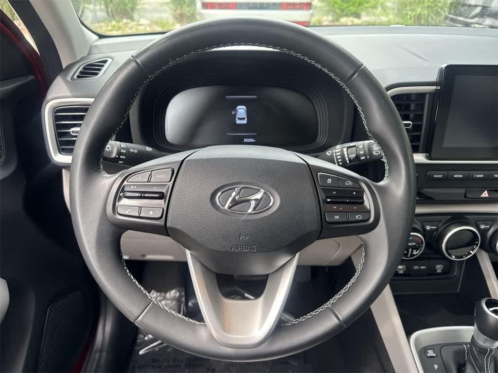 Thumbnail: 2023 Hyundai Venue - 15