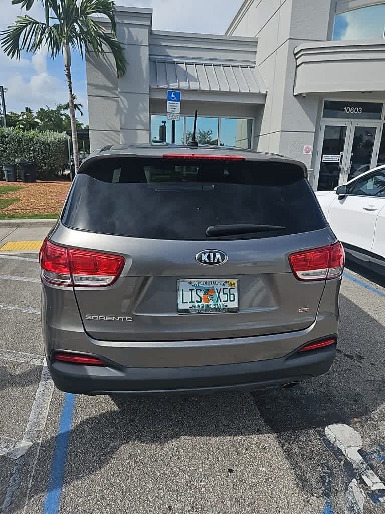 Thumbnail: 2016 Kia Sorento - 13