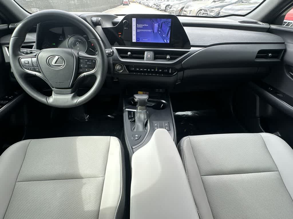 Thumbnail: 2023 Lexus UX - 24