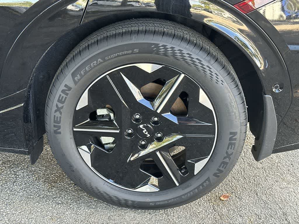 Thumbnail: 2025 Kia EV6 - 11