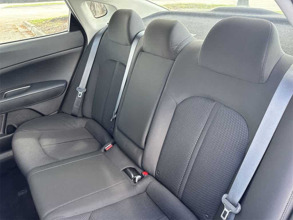 Thumbnail: 2019 Kia Optima - 22
