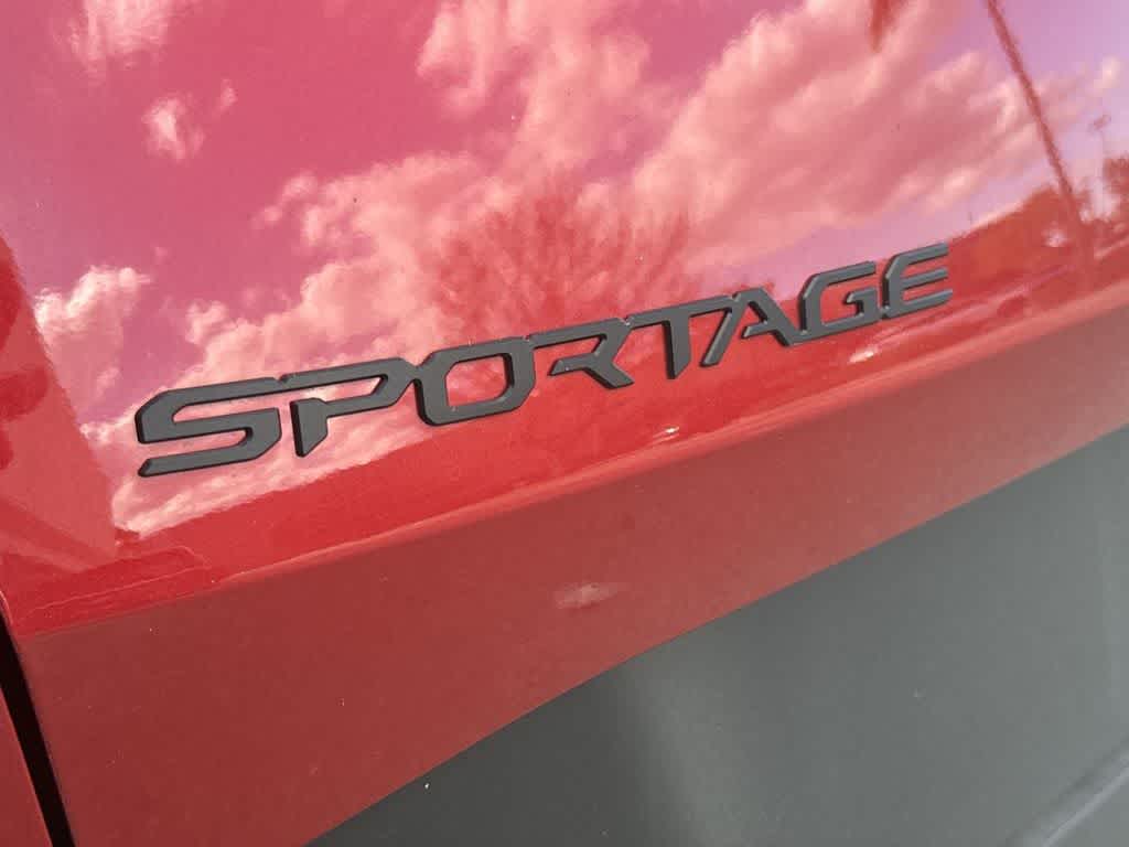 Thumbnail: 2026 Kia Sportage - 10