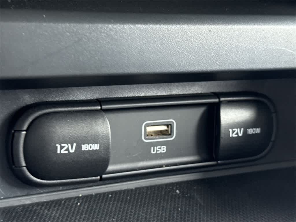 2023 Kia Soul LX 17