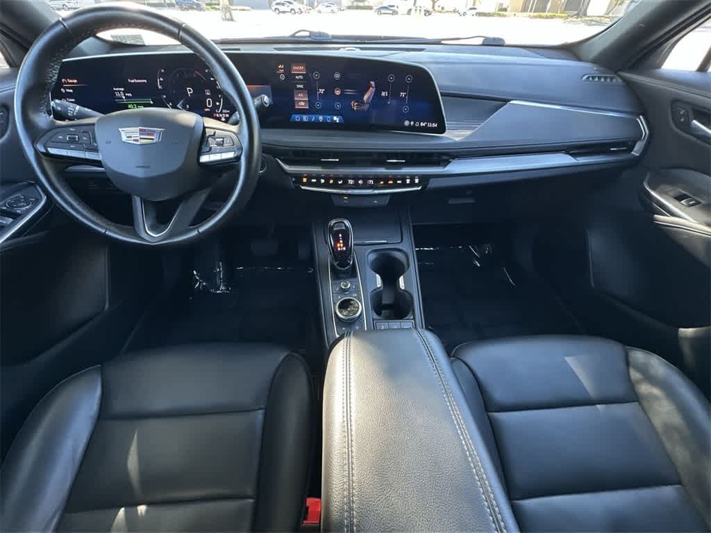 Thumbnail: 2025 Cadillac XT4 - 23