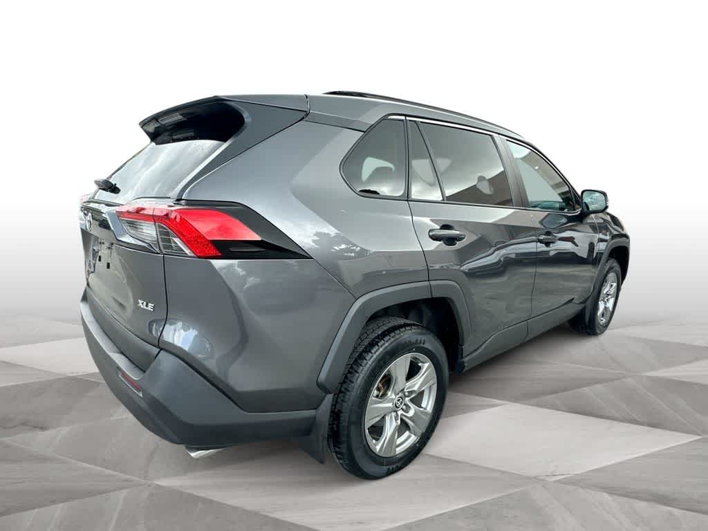 Thumbnail: 2024 Toyota RAV4 - 8