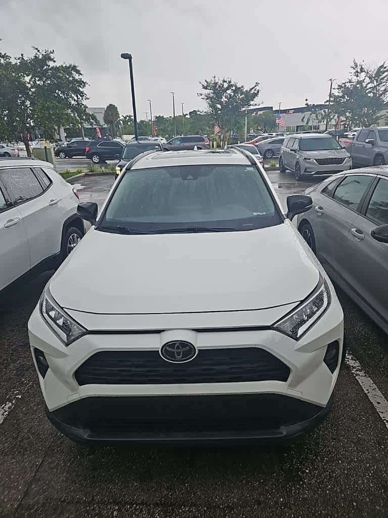 Thumbnail: 2019 Toyota RAV4 - 2