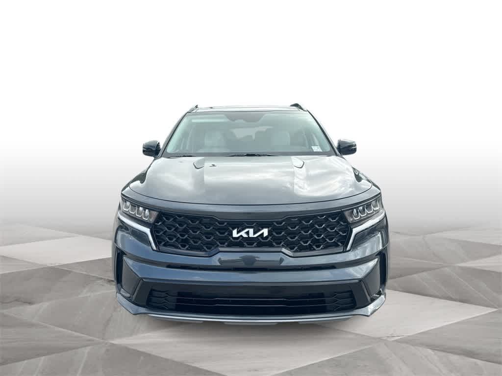Thumbnail: 2022 Kia Sorento - 3
