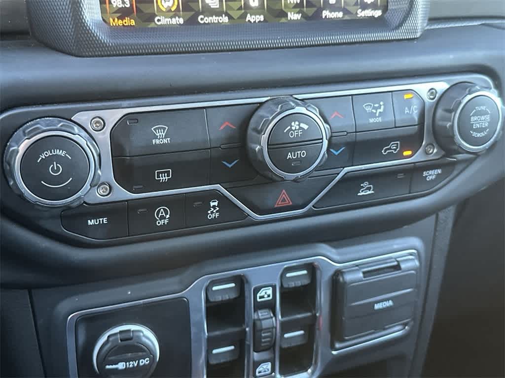 Thumbnail: 2023 Jeep Gladiator - 20