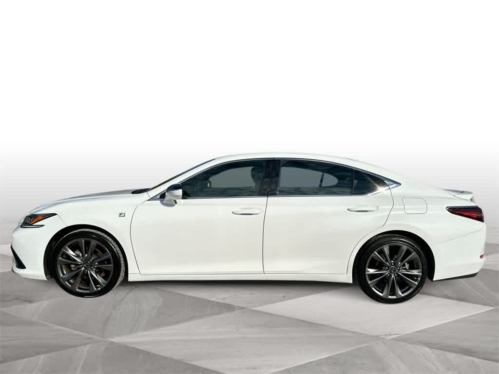 Thumbnail: 2021 Lexus ES - 5