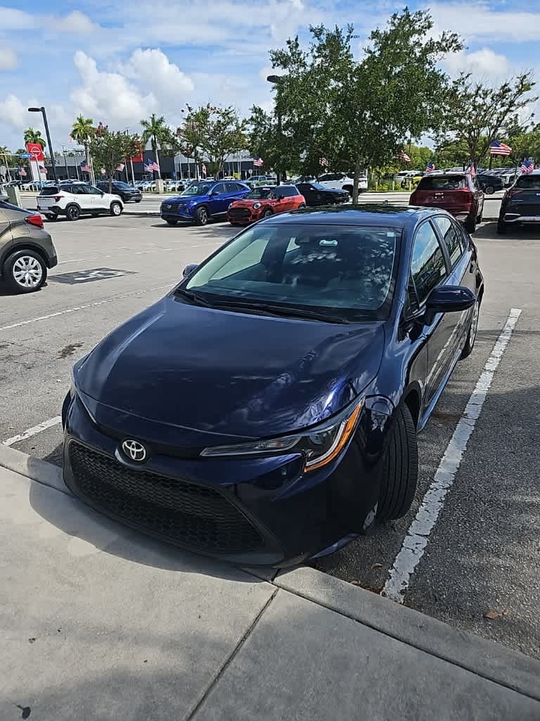 Thumbnail: 2022 Toyota Corolla - 4