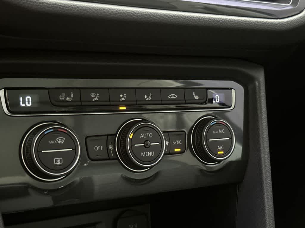 Thumbnail: 2020 Volkswagen Tiguan - 20