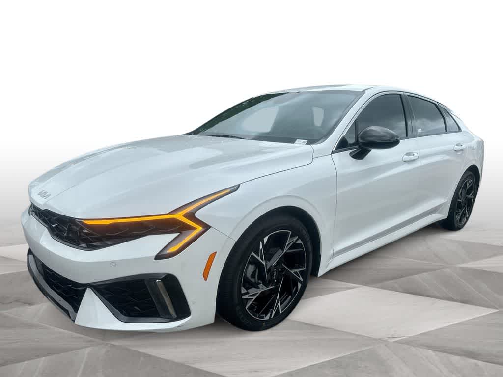 Thumbnail: 2025 Kia K5 - 1
