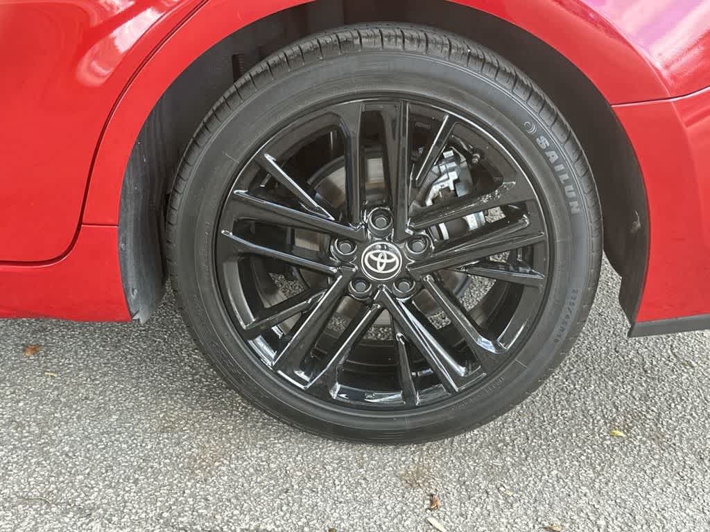 Thumbnail: 2025 Toyota Camry - 11