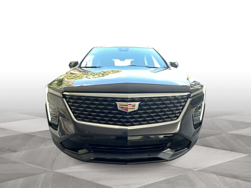Thumbnail: 2025 Cadillac XT4 - 3